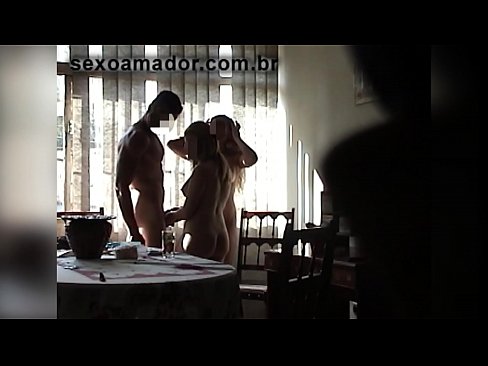 ❤️ လိင်မိတ်ဆွေများက ဧရာမယောက်ျားနှင့် သူနှင့်အတူ သုံးယောက်ကို ဖိတ်ခေါ်သည်။ ❤️❌ Porno fb my.qizpornolar.ru ❤